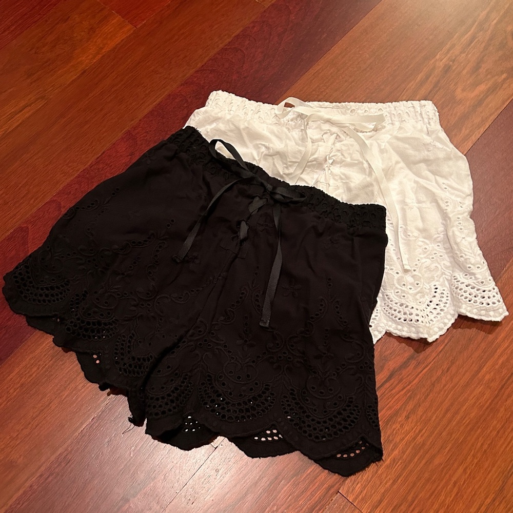 LACY COTTON SHORTS